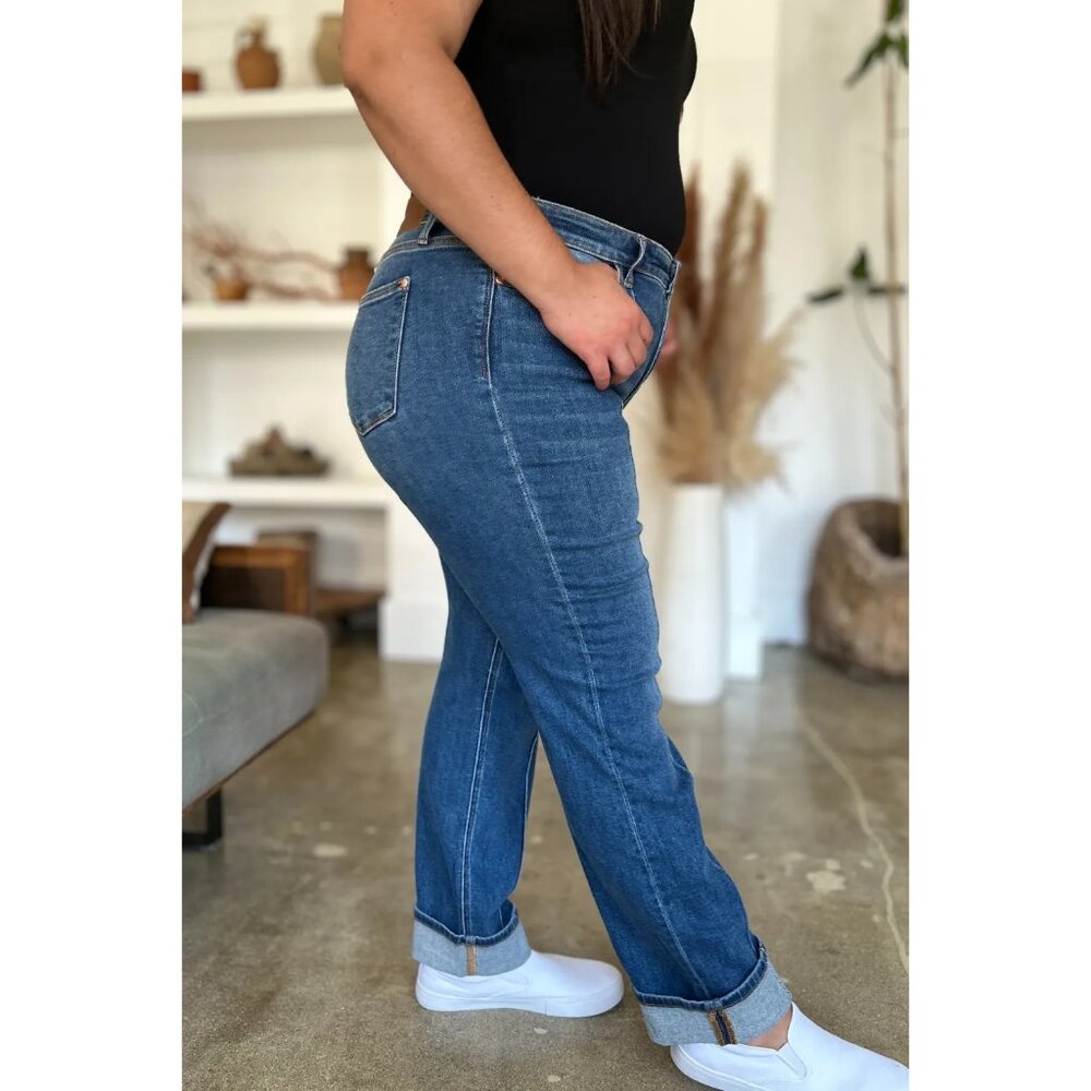 NWT 💙Judy Blue Front Seam Detail, High Waist Straight Jeans, Cuffed, Flattering - Picture 2 of 10